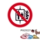 Verbotsschild: Aufzug im Brandfall nicht benutzen
